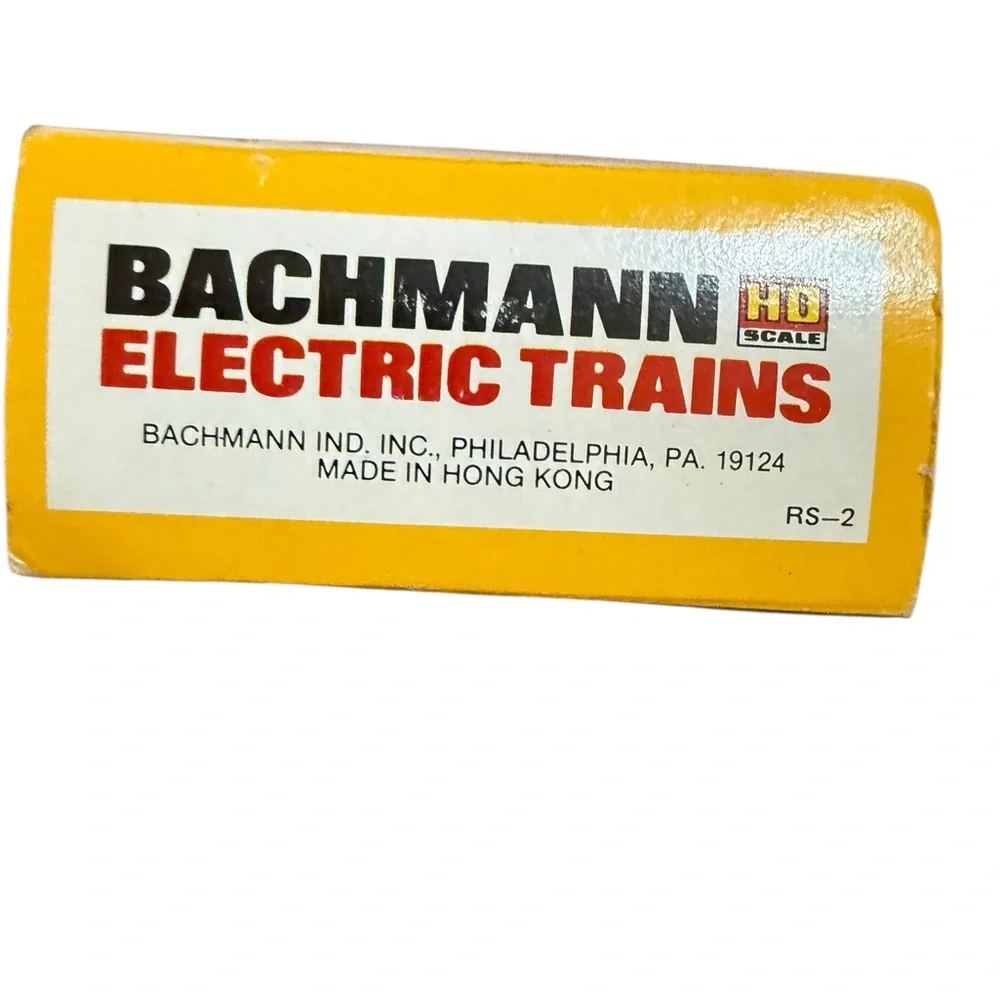 Bachmann HO 62’ 3-Dome Tank Car BASF Wyandotte UTLX 79179 NIB 1:87 Scale‎